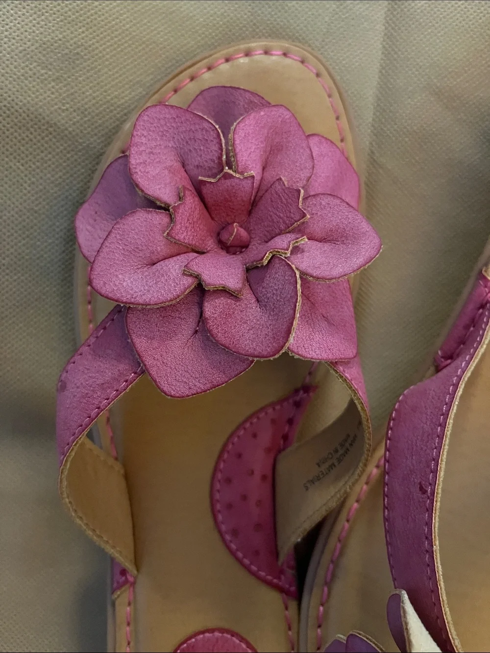 b.o.c. slide sandals